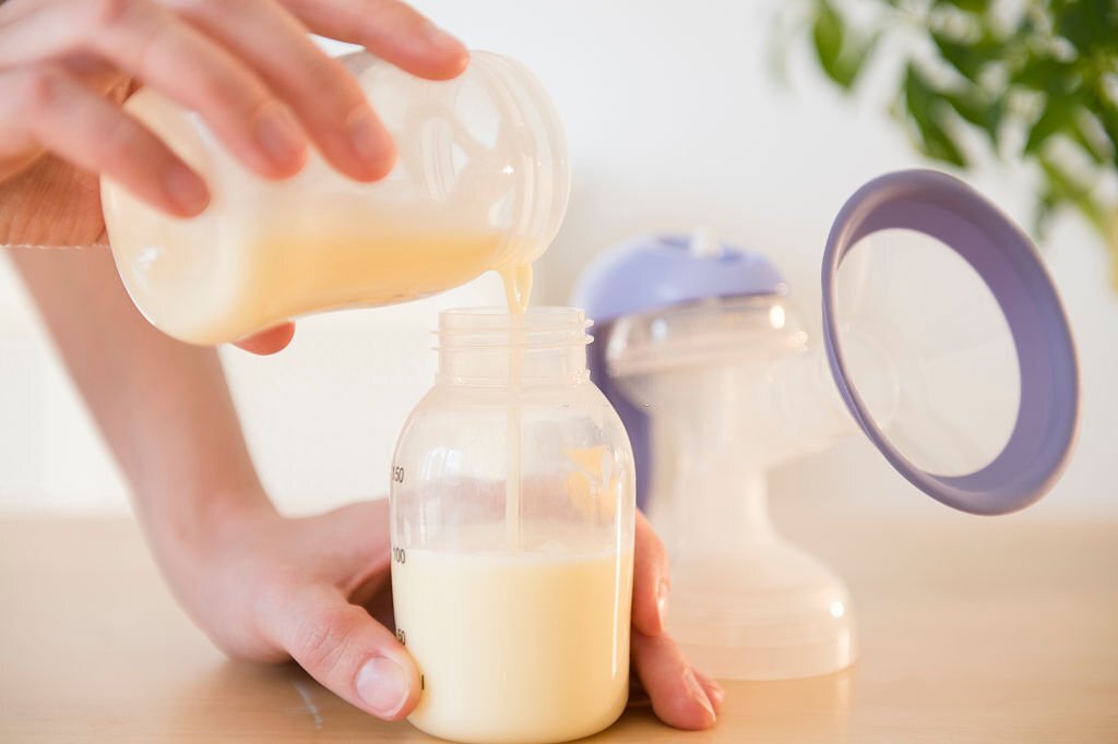 HOW TO STORE BREAST MILK