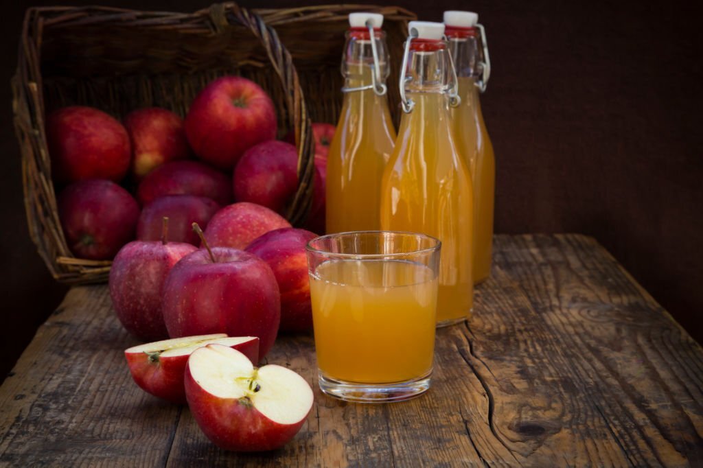 How Do You Know When Apple Juice Has to Be Refrigerated